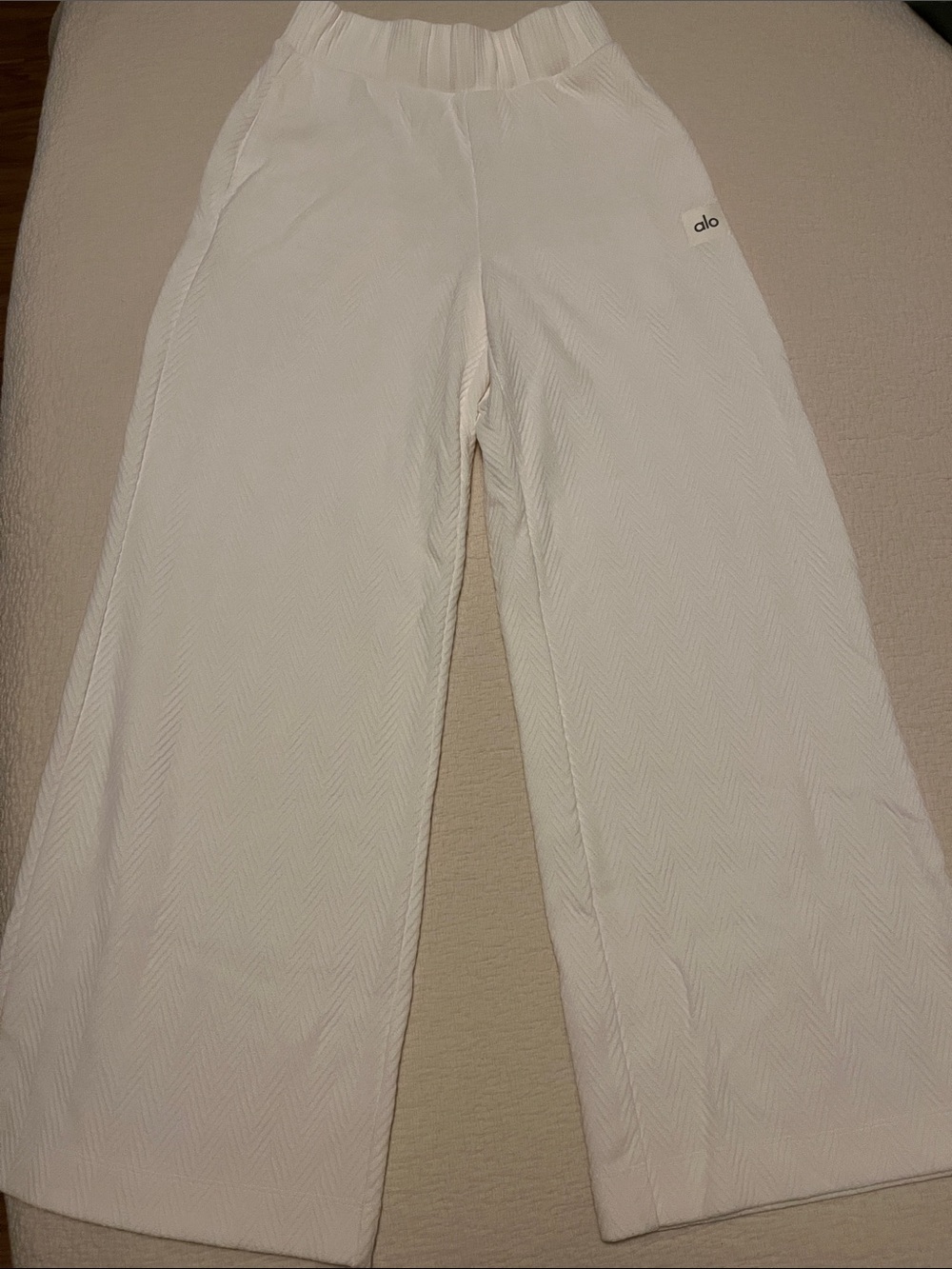 ALO Yoga White Wide-Leg Lounge Pants